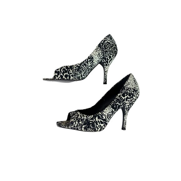 🟣 BCB GENERATION Women's Size 10 Black White Printed Peep Toe Heels - Picture 5 of 8